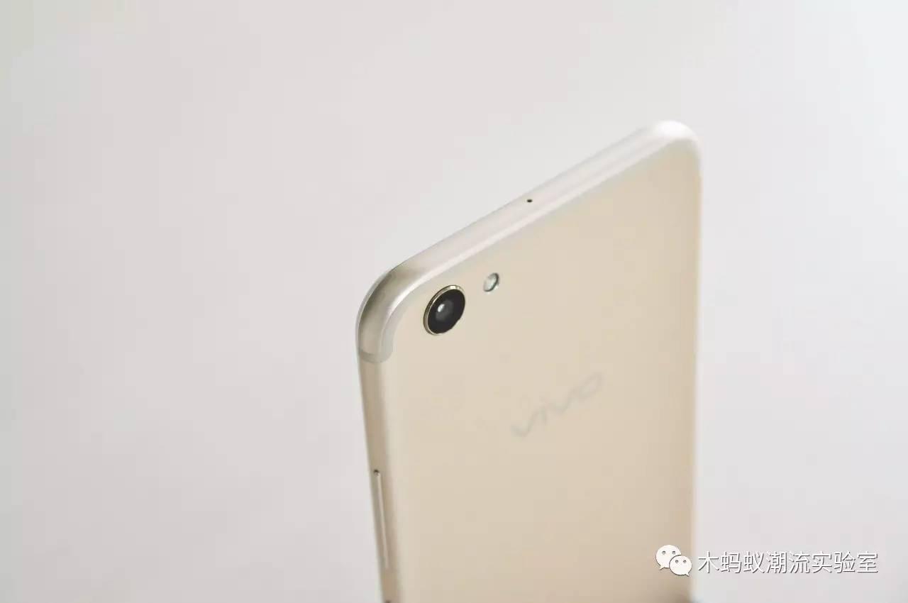 榮耀X9s上市，時代見證者與技術(shù)領(lǐng)航者的完美結(jié)合