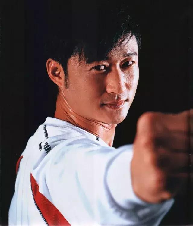 拳武王最新視頻，科技之巔，體驗(yàn)未來(lái)之力的震撼戰(zhàn)斗！