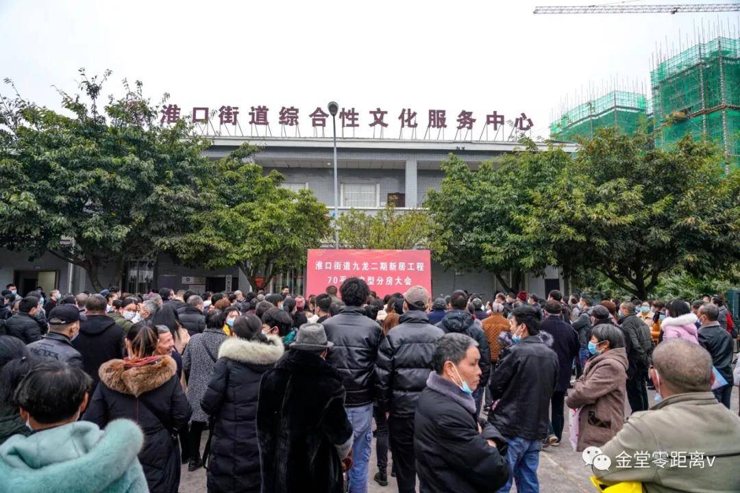 金堂縣清江鎮(zhèn)科技風(fēng)潮涌動，高科技產(chǎn)品開啟未來生活新篇章