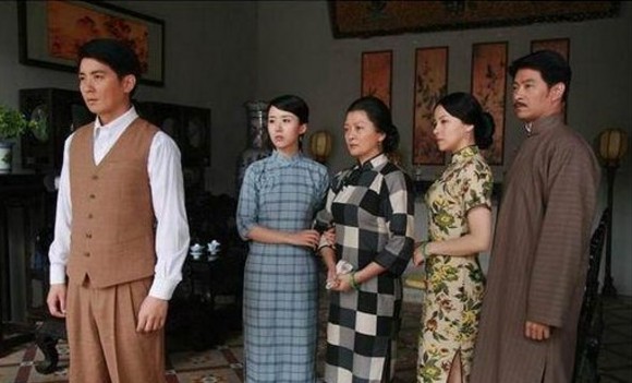 亂世玉緣演員表揭秘，探尋小巷中的獨(dú)特玉緣小店之旅