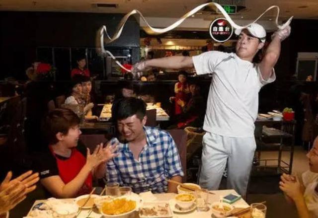 海底撈美國上市，火鍋傳奇的跨洋之旅