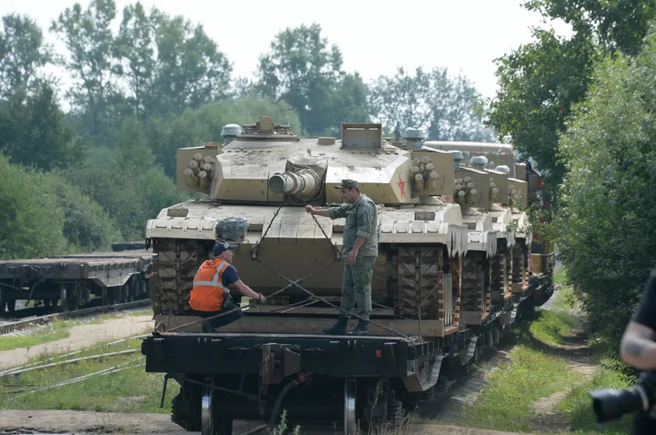 最新坦克科技資訊，重塑未來戰(zhàn)爭(zhēng)體驗(yàn)，巨獻(xiàn)來襲