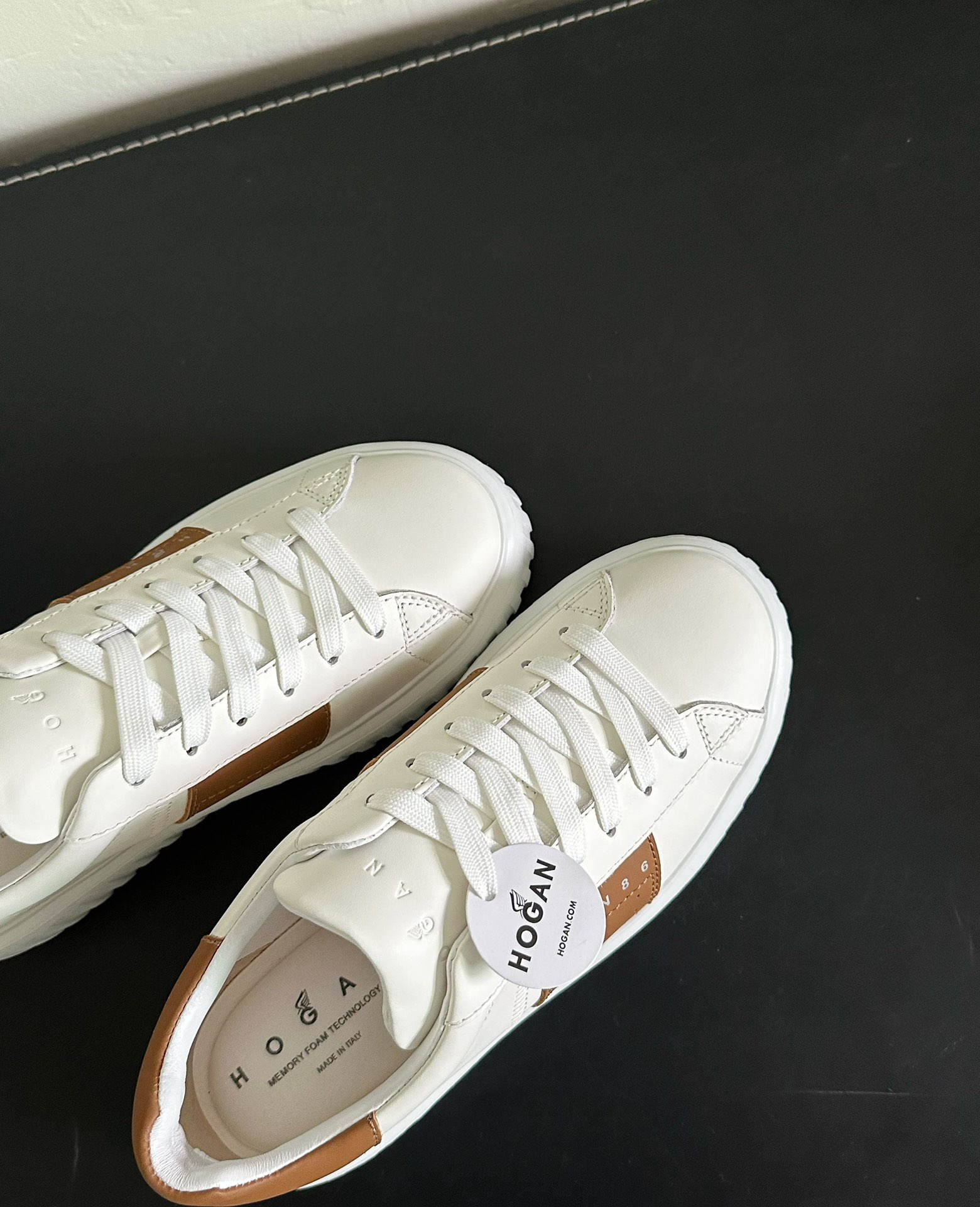 新款鞋款推薦，時尚、舒適與科技的完美融合之精選鞋款賞析