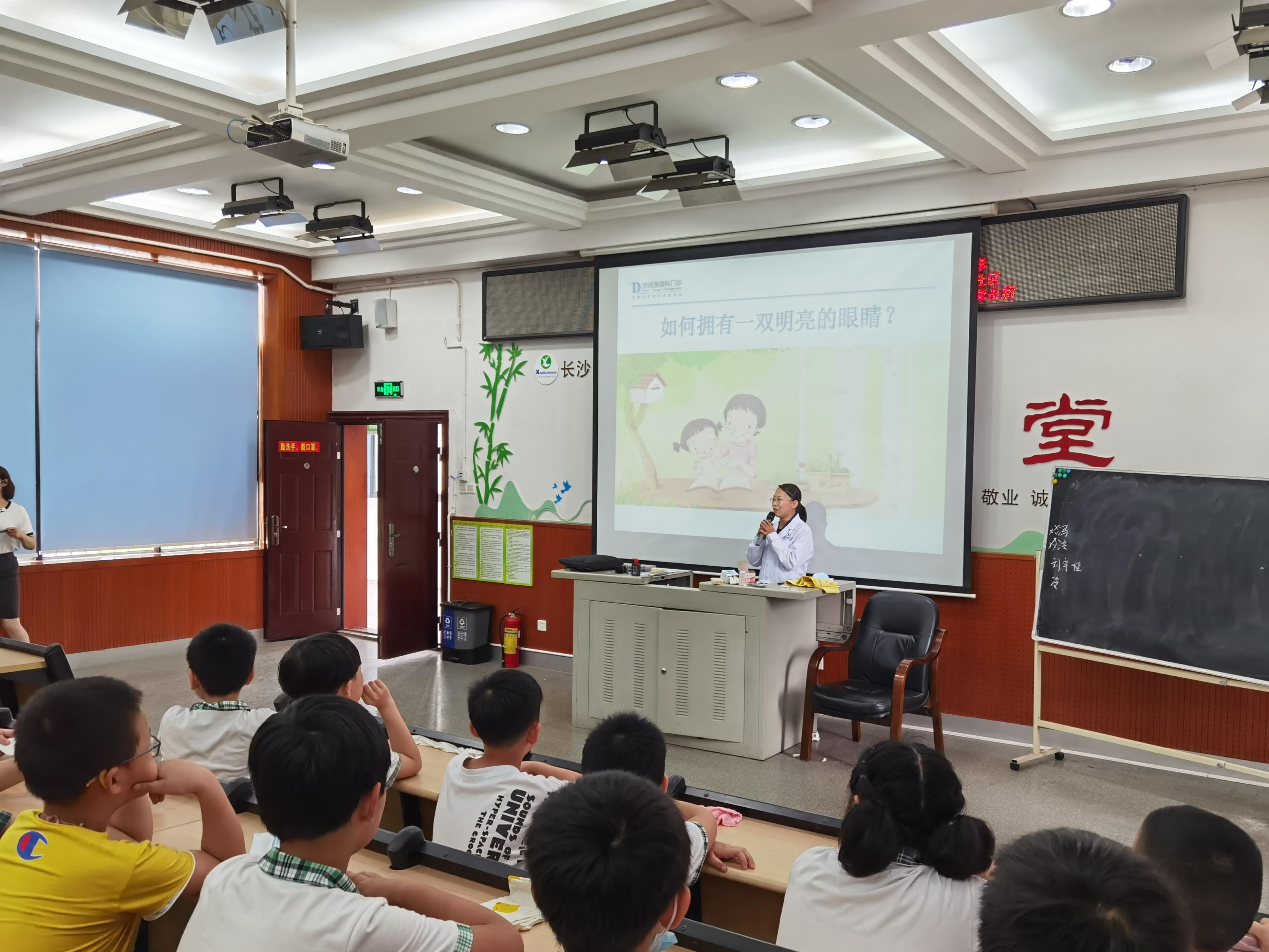 2025年天天彩免費(fèi)資料,專家意見法案_顛覆版4.311