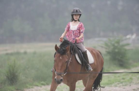 那年八歲，成長、變化與無限可能的勵志故事——演員表全解析