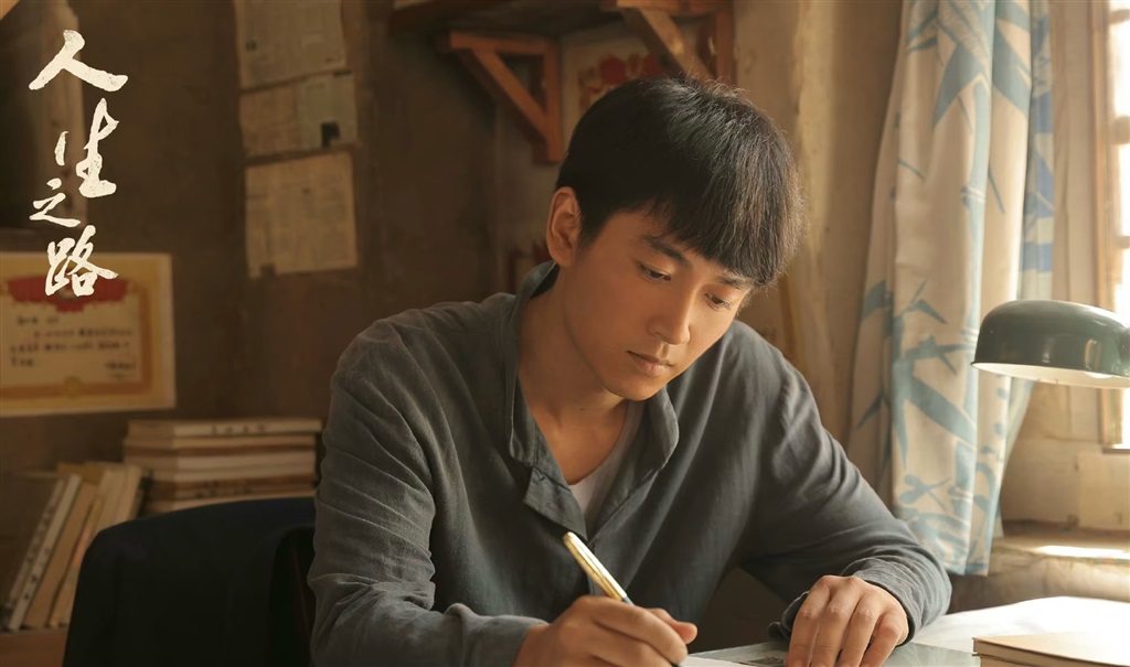 電視劇人生，時(shí)代印記與人生百態(tài)的絢麗縮影