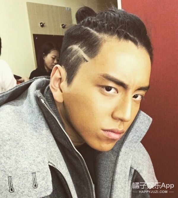 王大陸發(fā)型教程揭秘，溫情故事背后的發(fā)型魅力探索