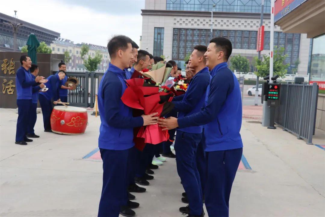 最新戰(zhàn)斗風(fēng)采，自然美景的心靈之旅戰(zhàn)斗風(fēng)采展示