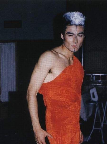 尊重隱私，倡導(dǎo)健康追星，理性對(duì)待明星裸露照片，小紅書風(fēng)格文章來襲