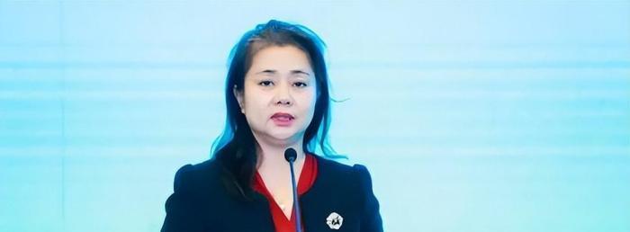 小明星照片背后的故事與影響，星光閃耀背后的真實影響