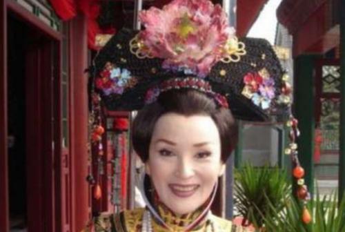 青島女明星閃耀之路，聚焦地方明星的輝煌之旅