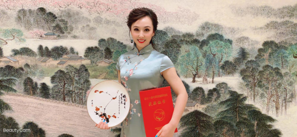 張燕演員，星光熠熠，演技非凡