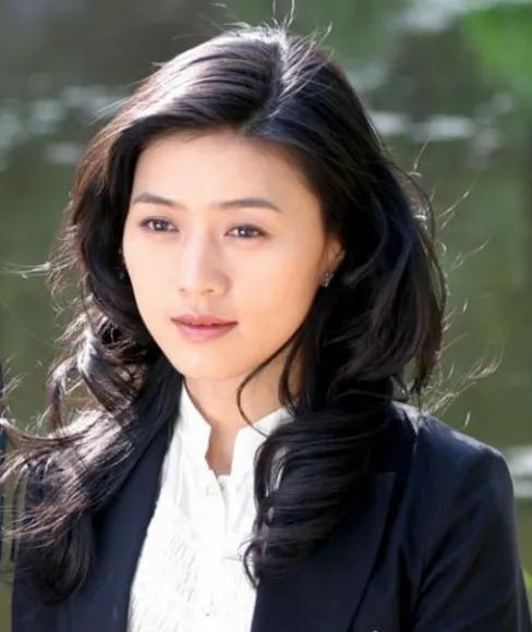 科技與藝術(shù)融合重塑視覺盛宴，明星演員圖片精選集