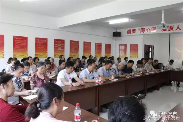 2025年黨課教程，高科技產(chǎn)品引領(lǐng)新時(shí)代，智能生活的探索之旅