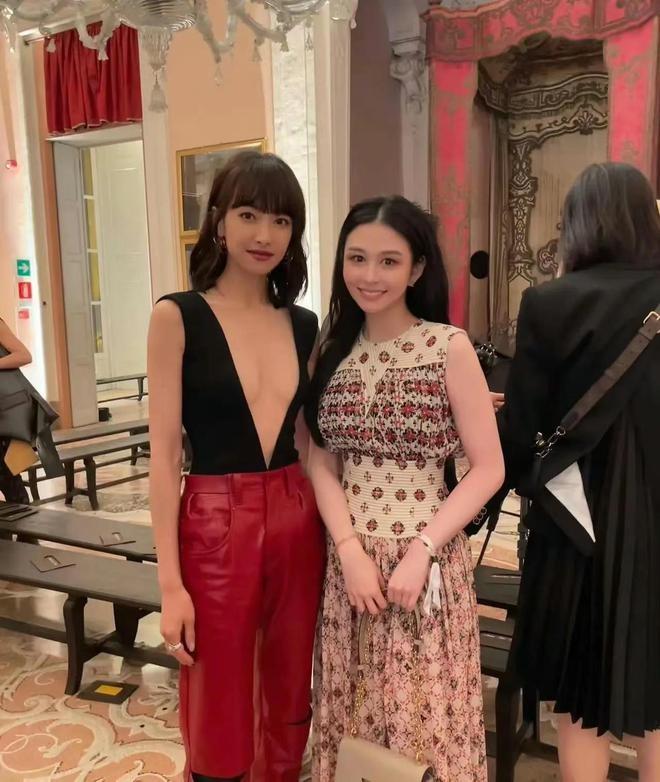 女明星內(nèi)褲照的秘密，小巷深處的時(shí)尚寶藏探索