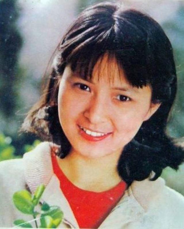 電影明星圖片與大自然美景的雙重探索，一場視覺盛宴的旅行體驗