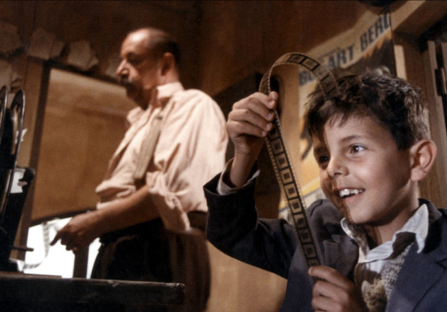 天堂電影院電影，小巷深處的電影寶藏