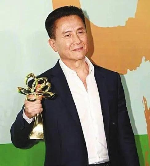 演員張志堅(jiān)前妻，力量與自信的閃耀之光