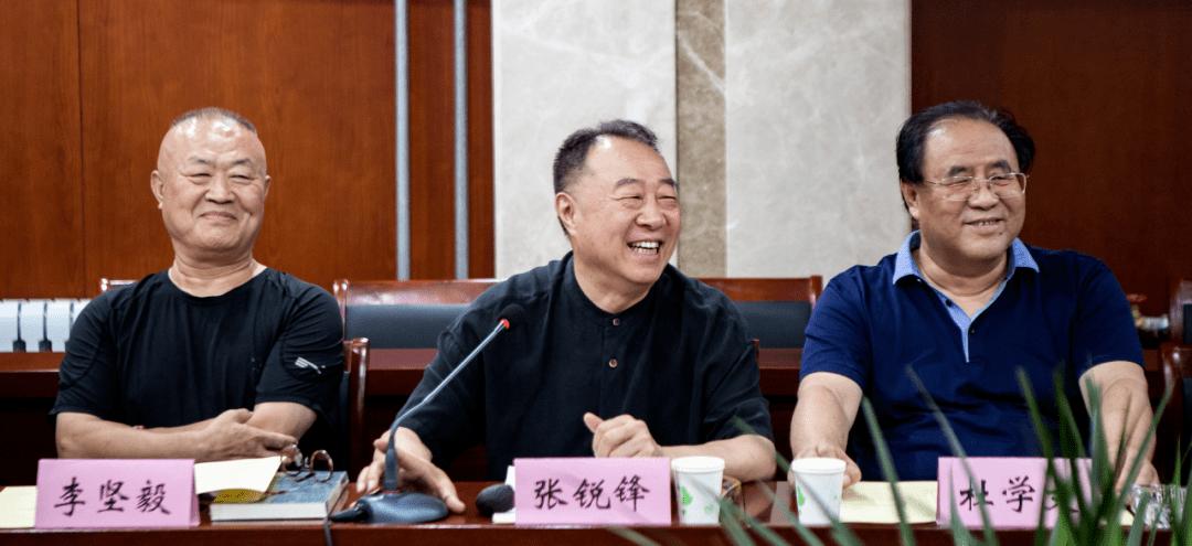 馮其庸書法作品市場行情最新動(dòng)態(tài)分析