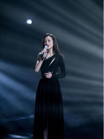 王鷗綜藝動態(tài)，展現(xiàn)多元魅力的舞臺