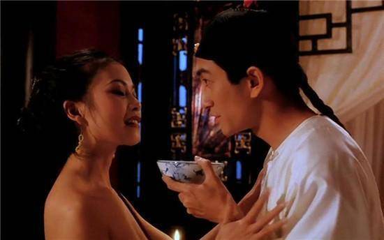 中國(guó)禁播電影，小巷深處的神秘影院探索