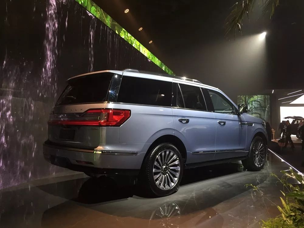 林肯領(lǐng)航員新款豪華科技完美結(jié)合上市