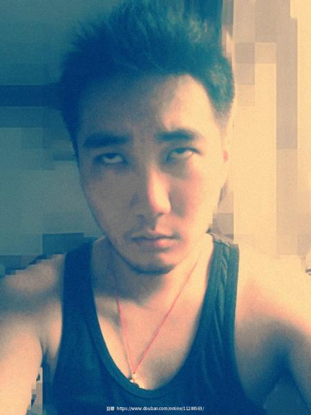 最新翻白眼大賞，白眼界的時尚潮流獨特解讀