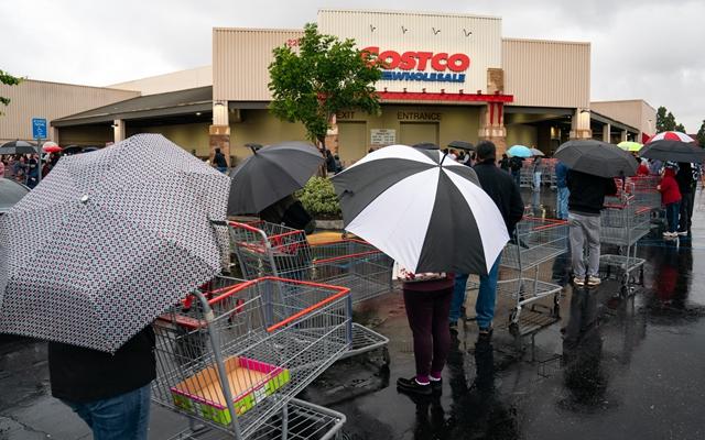 美國最新疫情中的華人逆境奮進(jìn)與成長