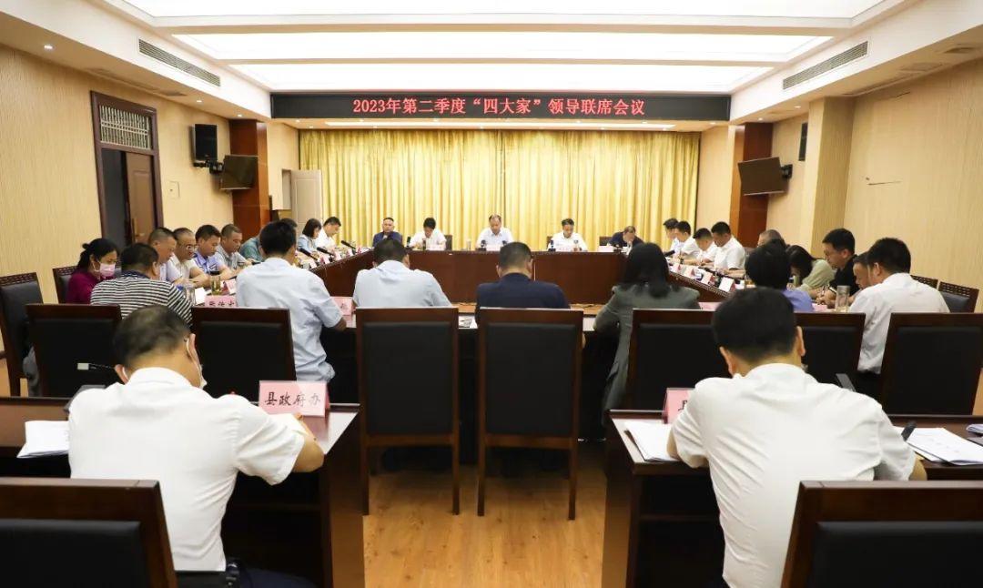 肖吉武，城市中的溫情時光日常