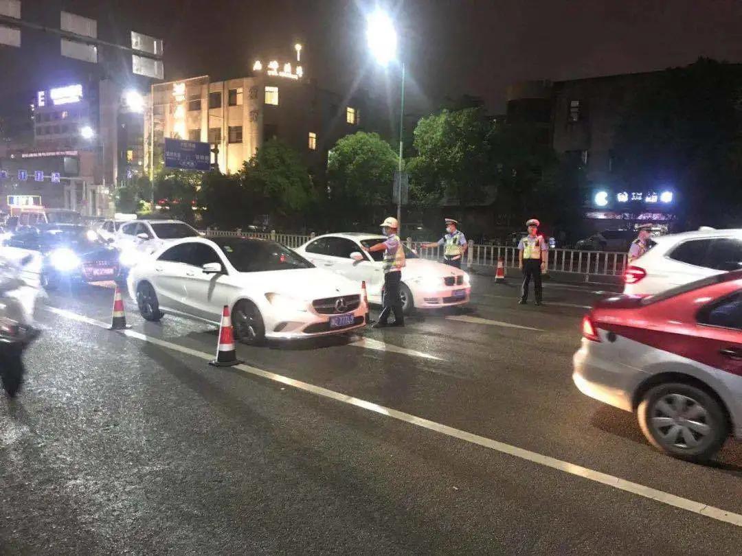 溫州酒駕新聞最新動態(tài)與獨特魅力小店的探秘之旅