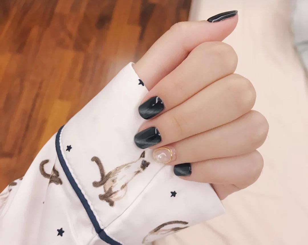 最新美甲幫白色系列，尋找內(nèi)心平靜的時(shí)尚之旅