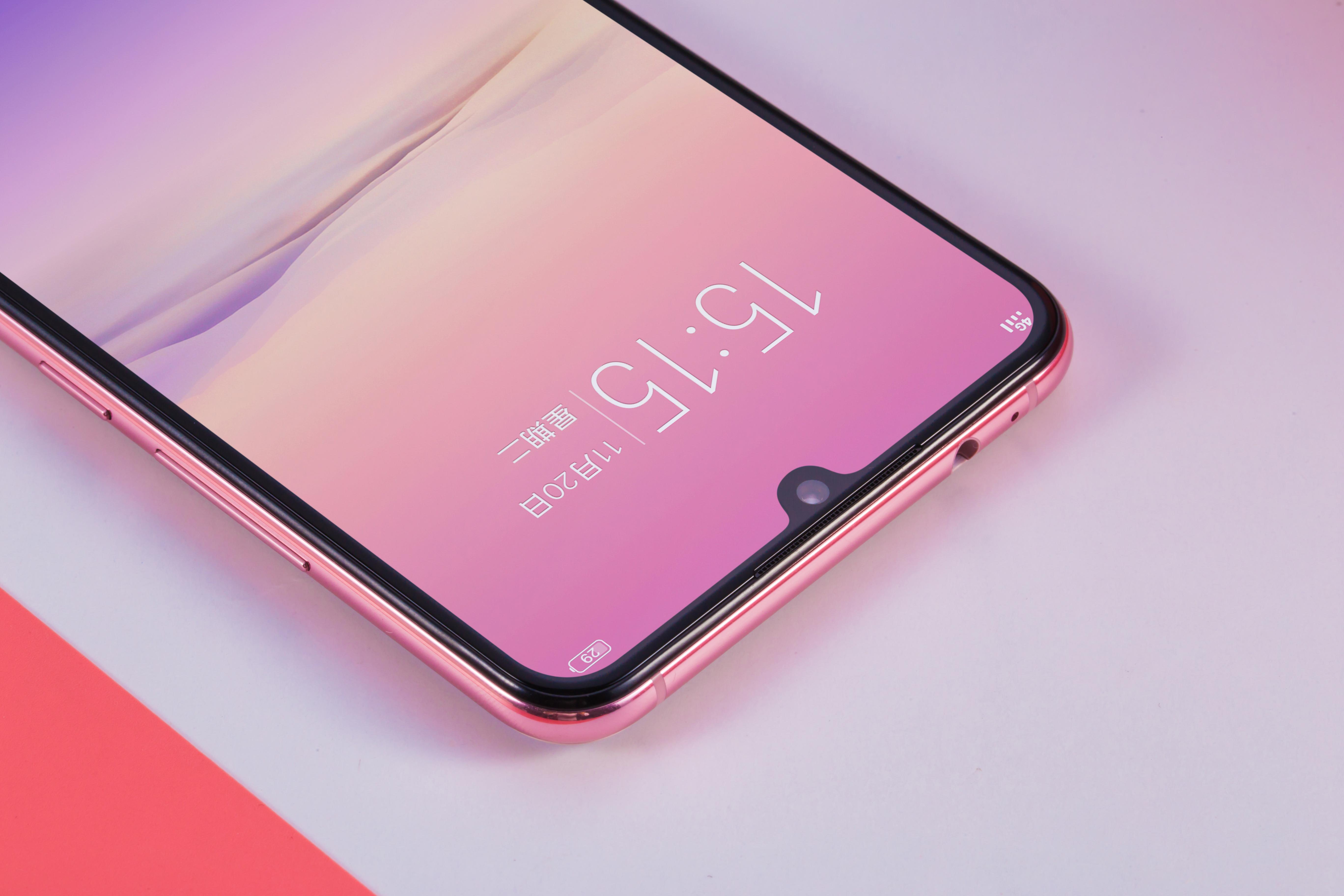 最新版美顏相機(jī)雙刃劍效應(yīng)，使用困擾與美顏探討