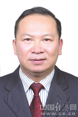 來賓市委常委最新名單揭曉，與自然美景的親密之旅