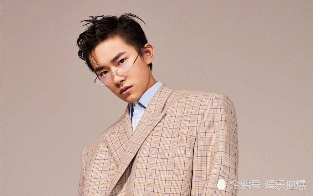 易烊千璽最新電視劇，城市友情的閃耀之光