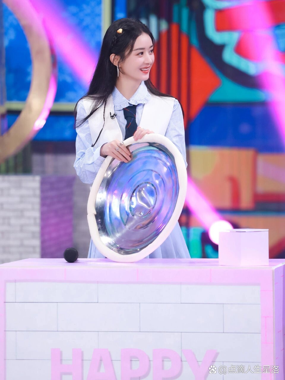 趙麗穎在快樂(lè)大本營(yíng)的最新動(dòng)態(tài)，互動(dòng)教程與實(shí)時(shí)了解節(jié)目動(dòng)態(tài)