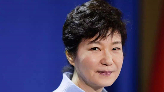 樸槿惠被判最新刑期揭曉，科技新品引領智能生活新紀元