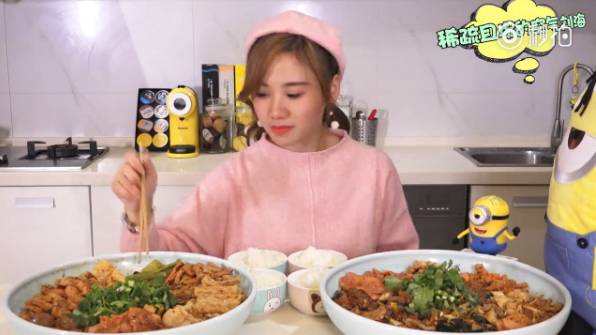 大胃王密子君最新視頻，食欲背后的網(wǎng)絡(luò)現(xiàn)象深度解析